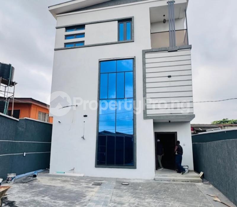 4 bedroom House for sale Ifako-gbagada Gbagada Lagos