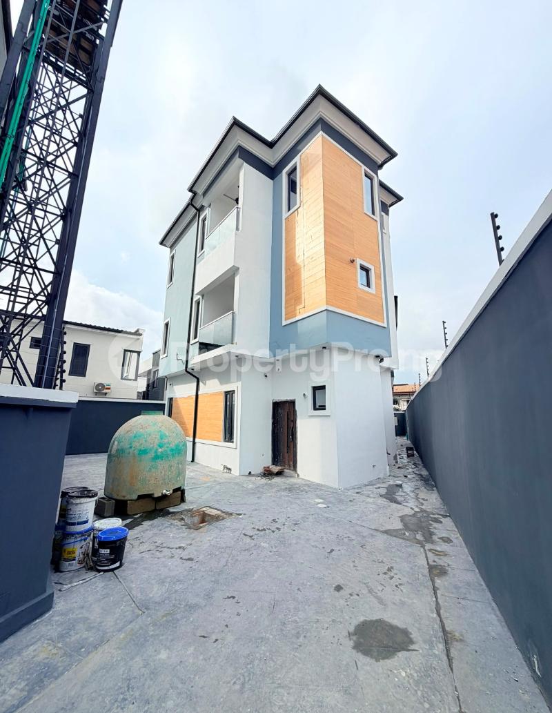 5 bedroom House for sale Gbagada Lagos