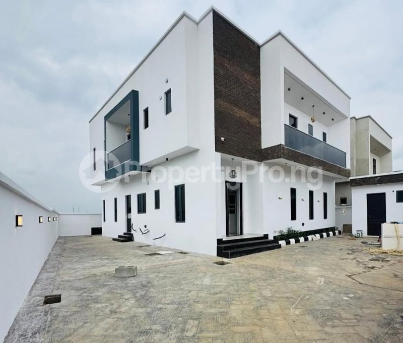4 bedroom House for sale Ogba Lagos