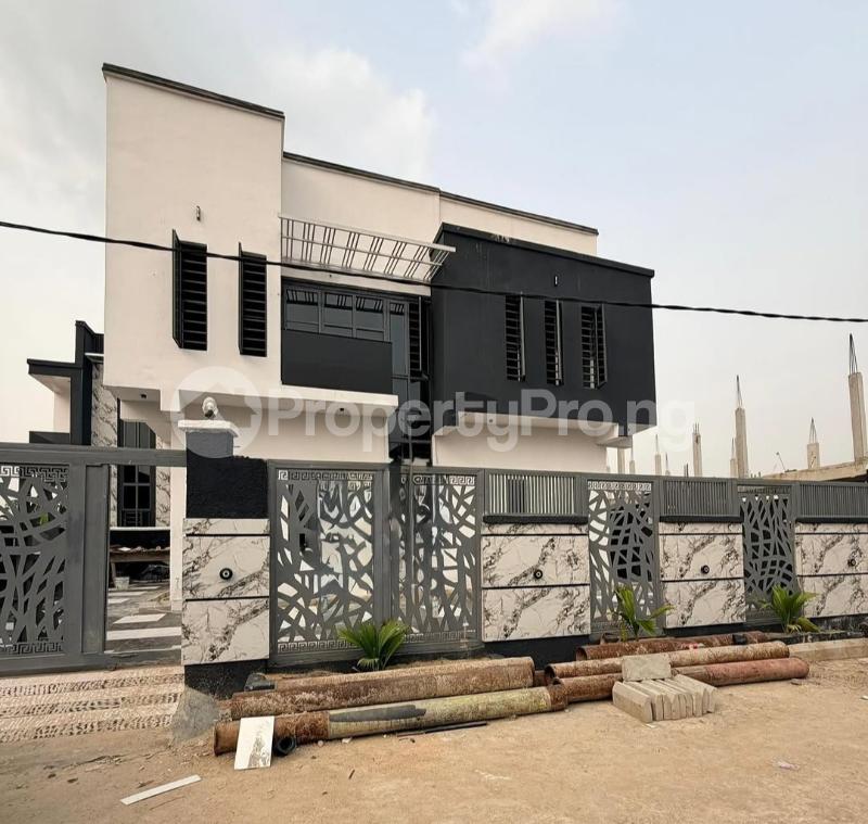 4 bedroom House for sale Maryland Lagos