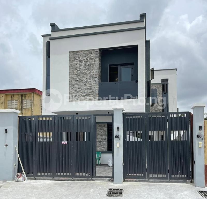 4 bedroom House for sale Alaka Estate Surulere Lagos