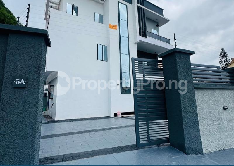 4 bedroom House for sale Magodo GRA Phase 1 Ojodu Lagos