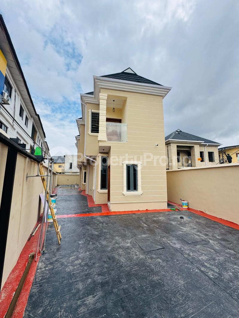 4 bedroom House for sale Ogba Lagos