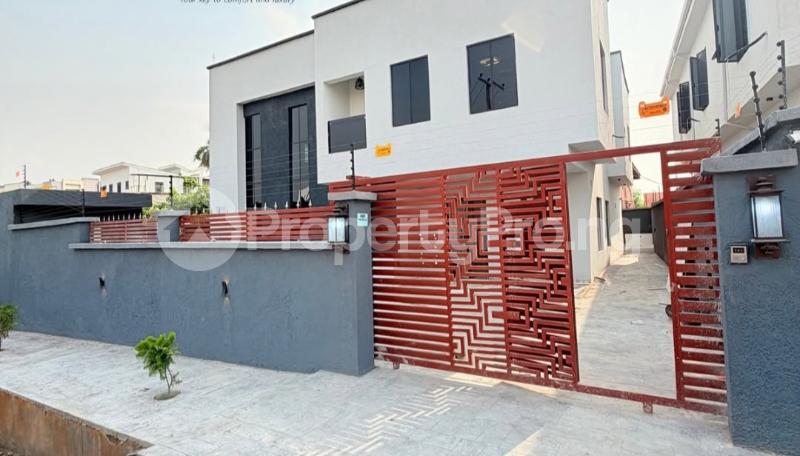 4 bedroom House for sale Adeniyi Jones Ikeja Lagos