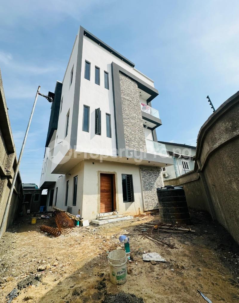 5 bedroom House for sale Ogudu Lagos