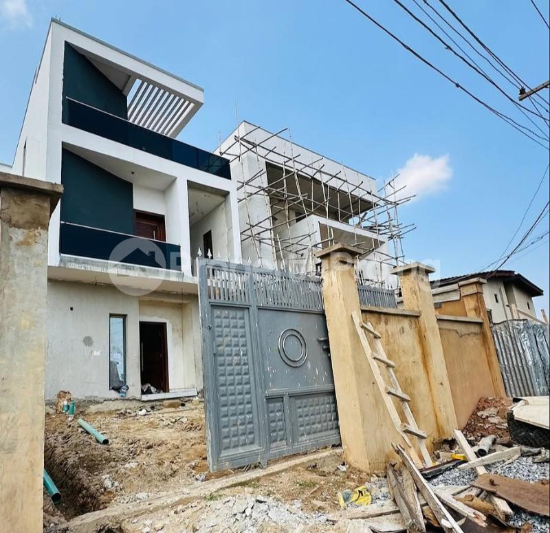 4 bedroom House for sale Gbagada Lagos