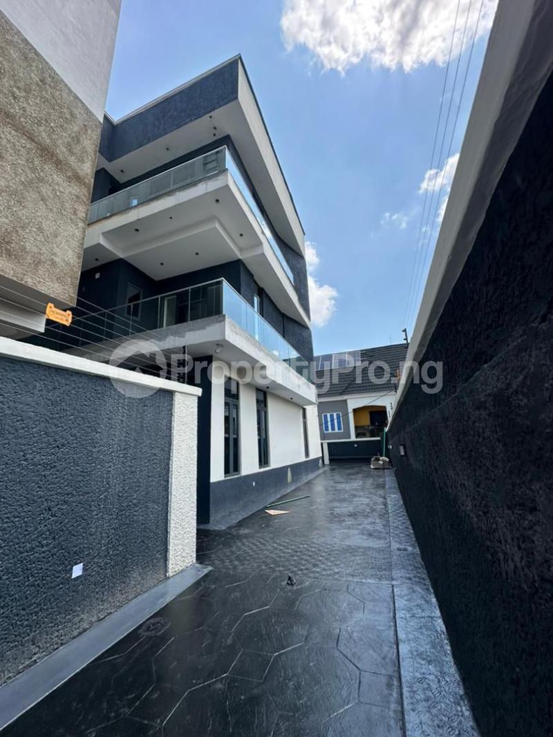 4 bedroom House for sale Omole phase 1 Ojodu Lagos