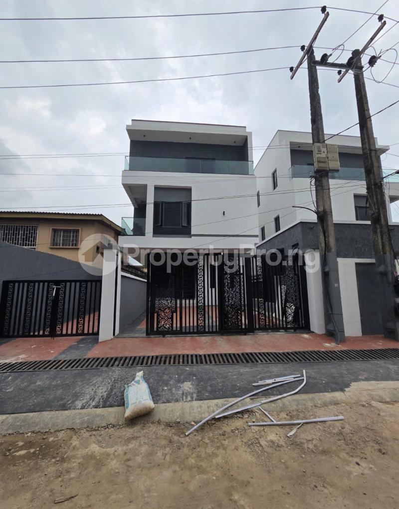 4 bedroom House for sale Adeniyi Jones Ikeja Lagos