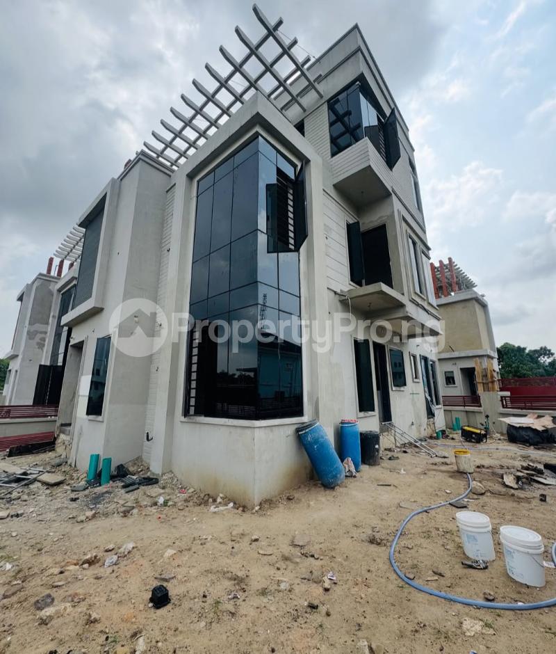 4 bedroom House for sale Surulere Lagos