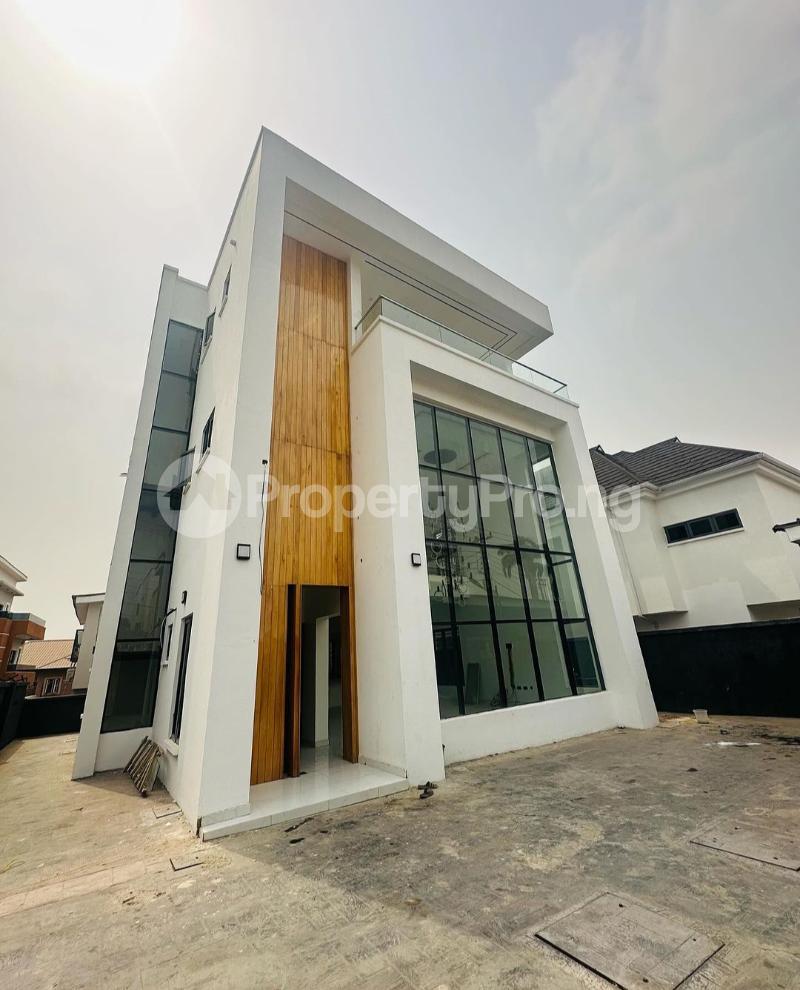 4 bedroom House for sale Magodo Shangisha, Kosofe/Ikosi Lagos