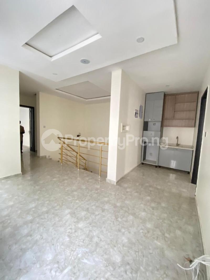 4 bedroom House for sale   chevron Lekki Lagos