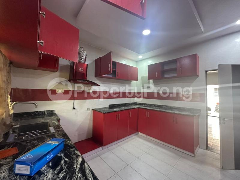 4 bedroom House for rent Chisco Ikate Lekki Lagos