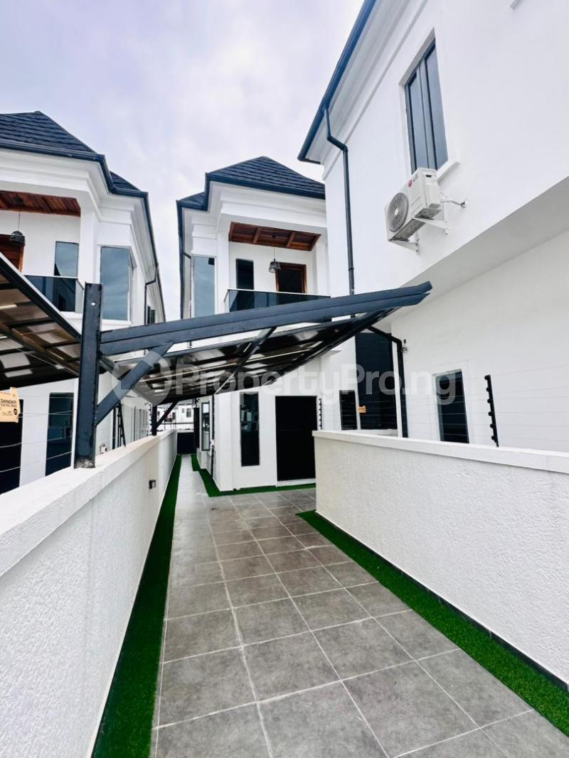 4 bedroom House for sale Orchid Lekki Lagos