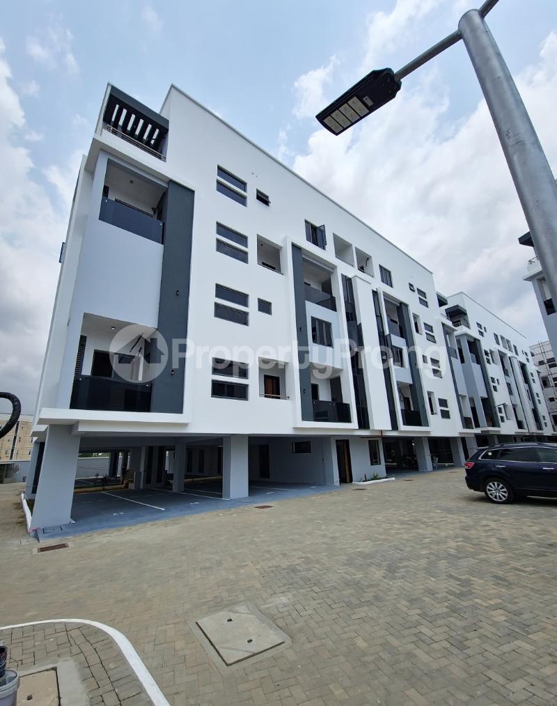 4 bedroom House for sale Surulere Lagos