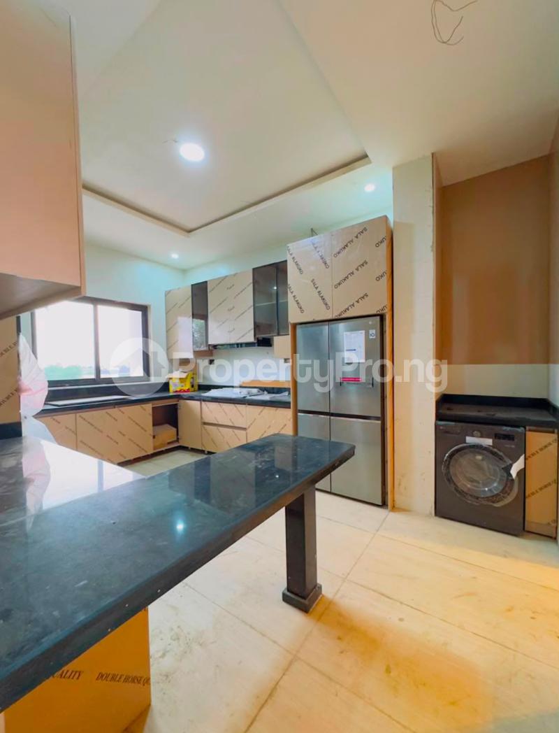 4 bedroom House for sale Shonibare Estate Maryland Lagos