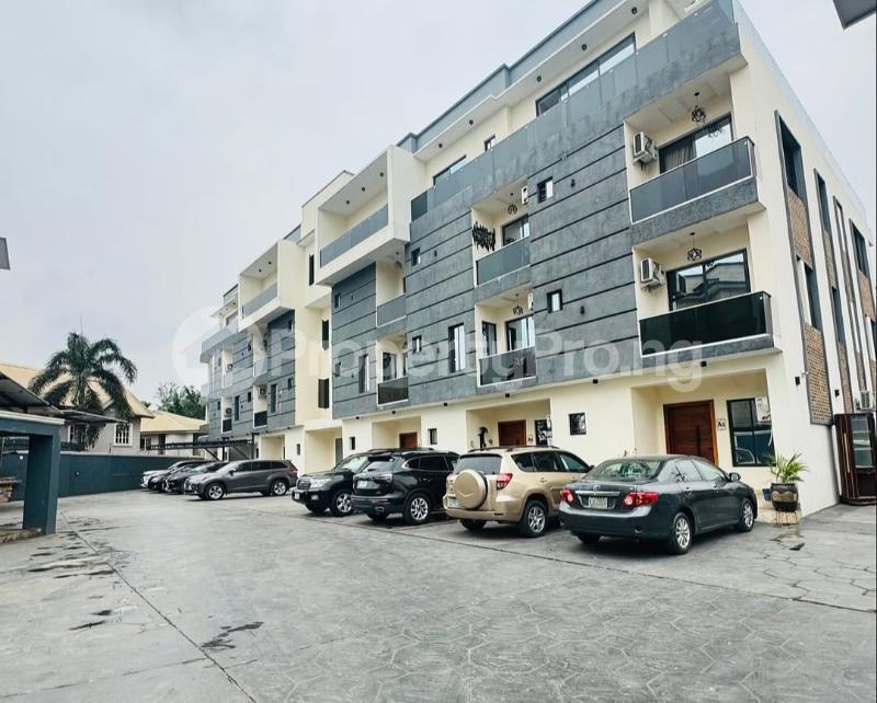 4 bedroom Flat / Apartment for sale Ikeja GRA Ikeja Lagos