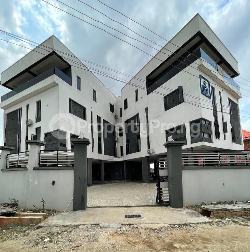 4 bedroom Flat / Apartment for sale Soluyi Gbagada Lagos