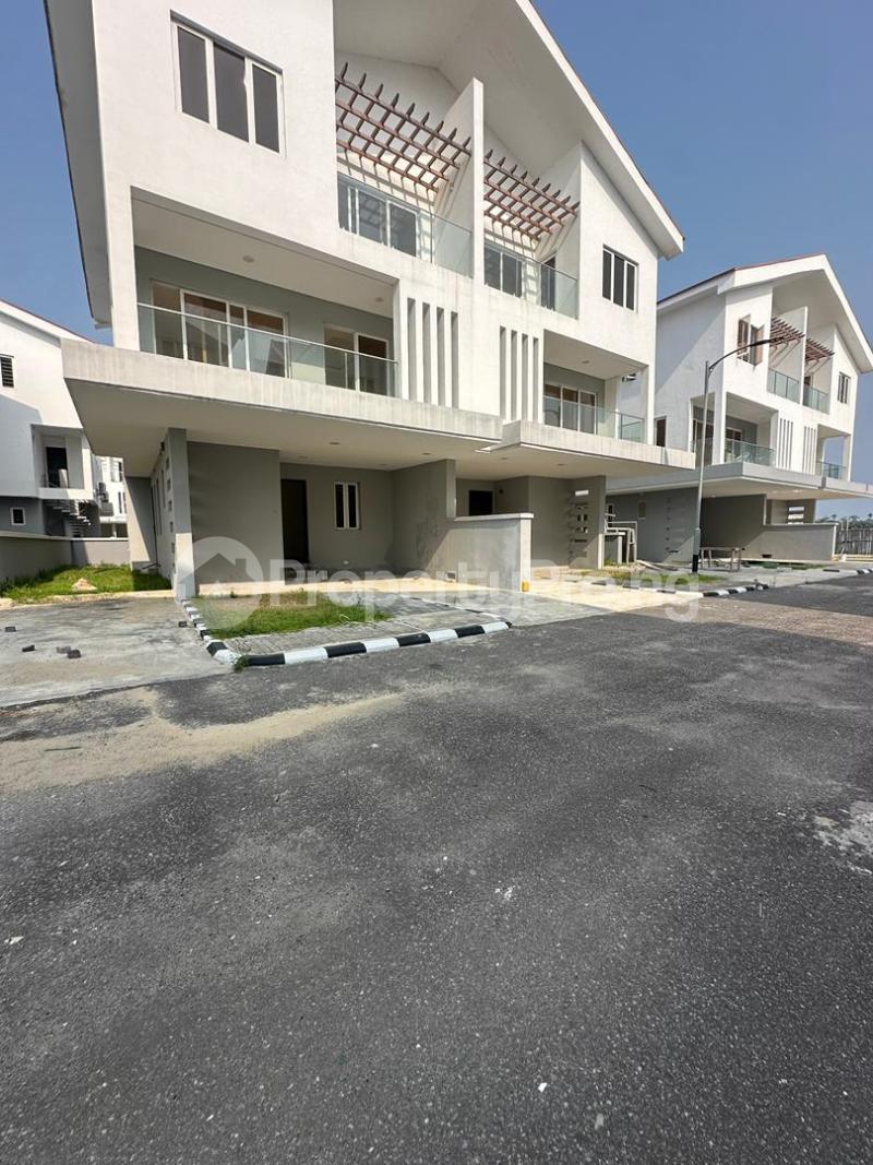 4 bedroom House for rent Chevron Lekki Lagos