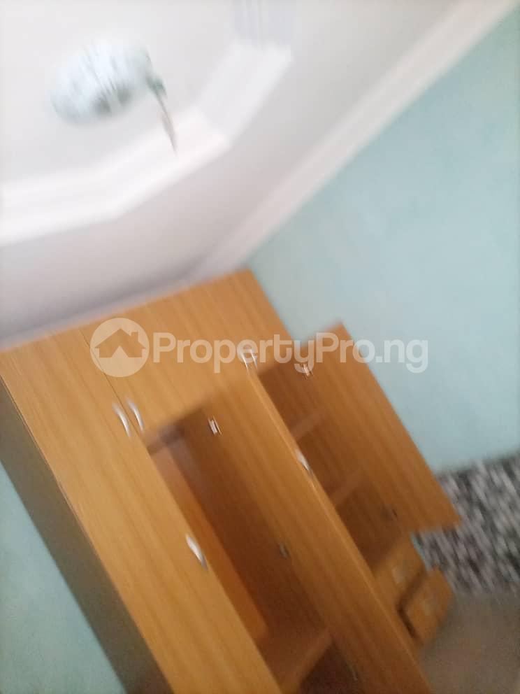 4 bedroom Flat / Apartment for rent Abayomi Iwo Rd Ibadan Oyo