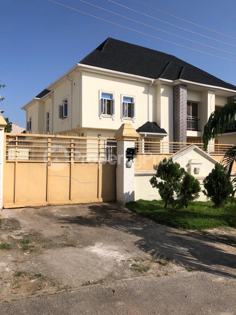 5 bedroom House for sale By 6th Avenue Gwarinpa Abuja
