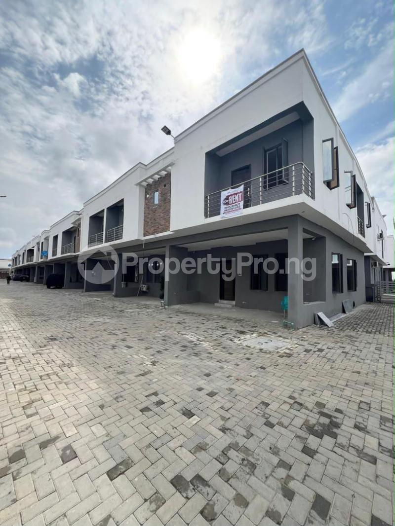 4 bedroom House for rent Abraham adesanya estate Ajah Lagos