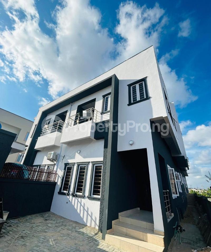 4 bedroom House for sale Maryland Lagos