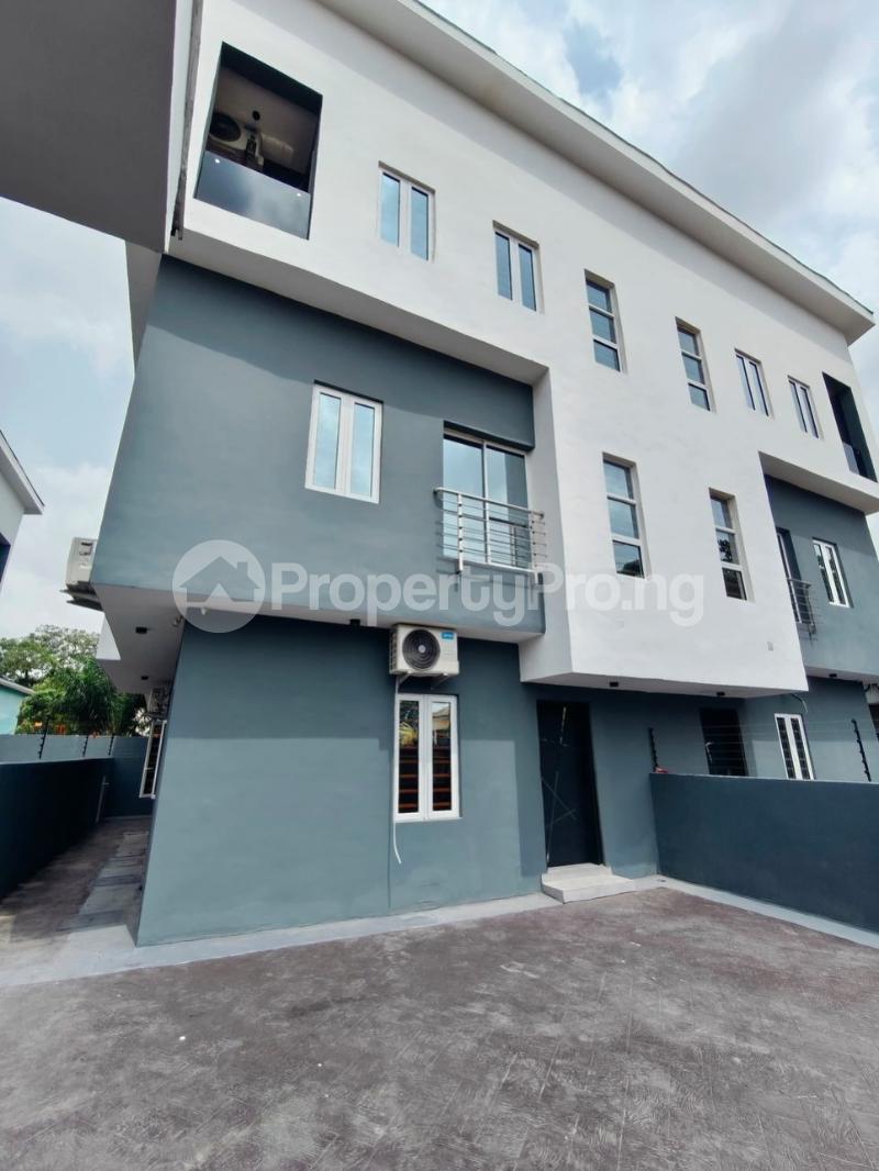 4 bedroom House for sale Adeniyi Jones Ikeja Lagos