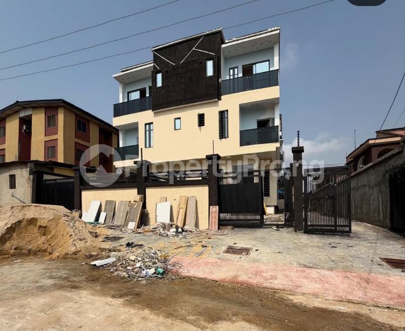 4 bedroom House for sale Ogba Lagos