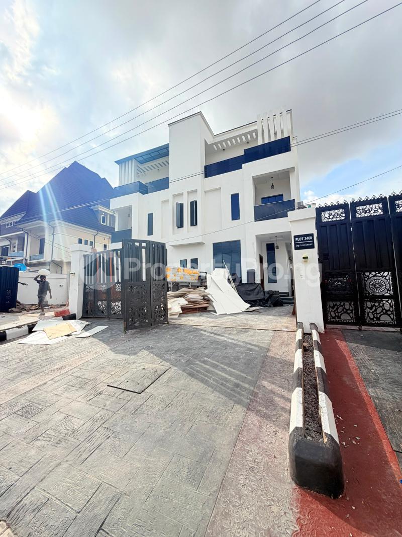 4 bedroom House for sale Amuwo Odofin Lagos