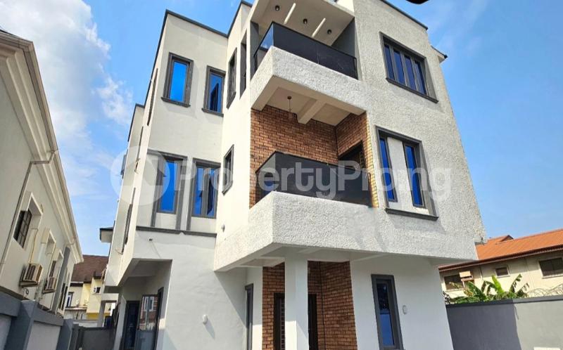 4 bedroom House for sale Omole phase 2 Ojodu Lagos