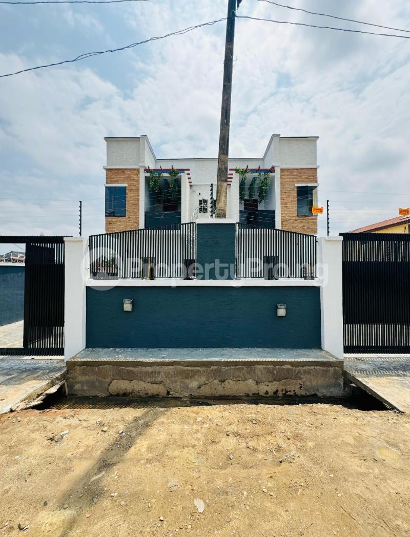 4 bedroom House for sale Ogba Lagos