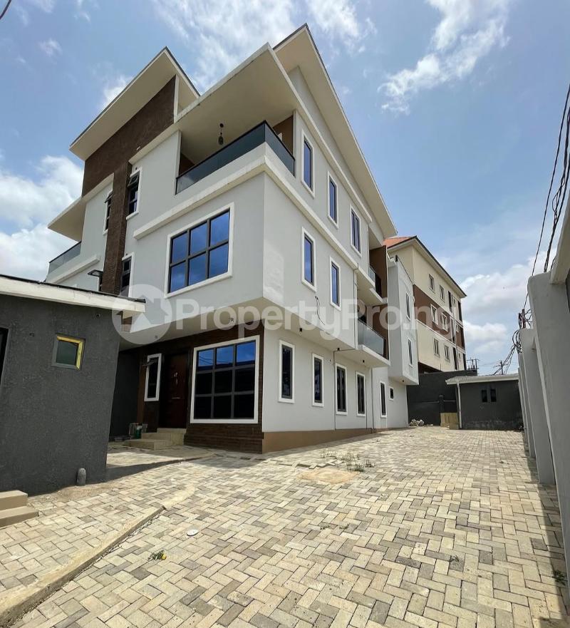 4 bedroom House for sale Anthony Village Maryland Lagos