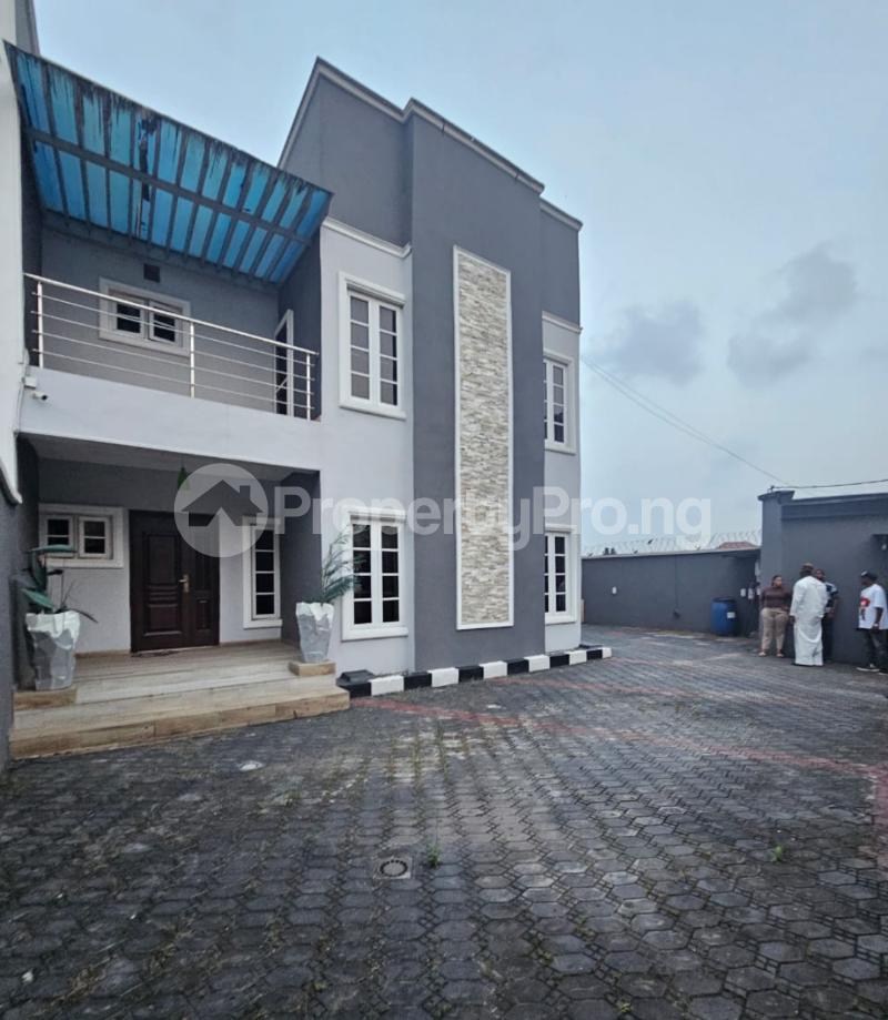 4 bedroom House for sale Mende Maryland Lagos