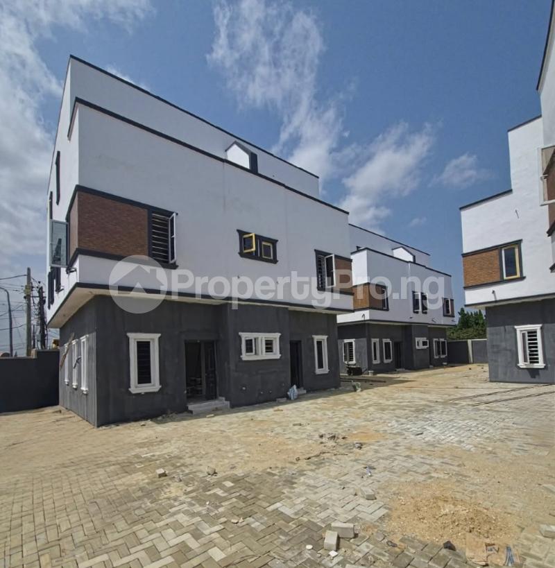 4 bedroom House for sale Ajao Est Anthony Village Maryland Lagos