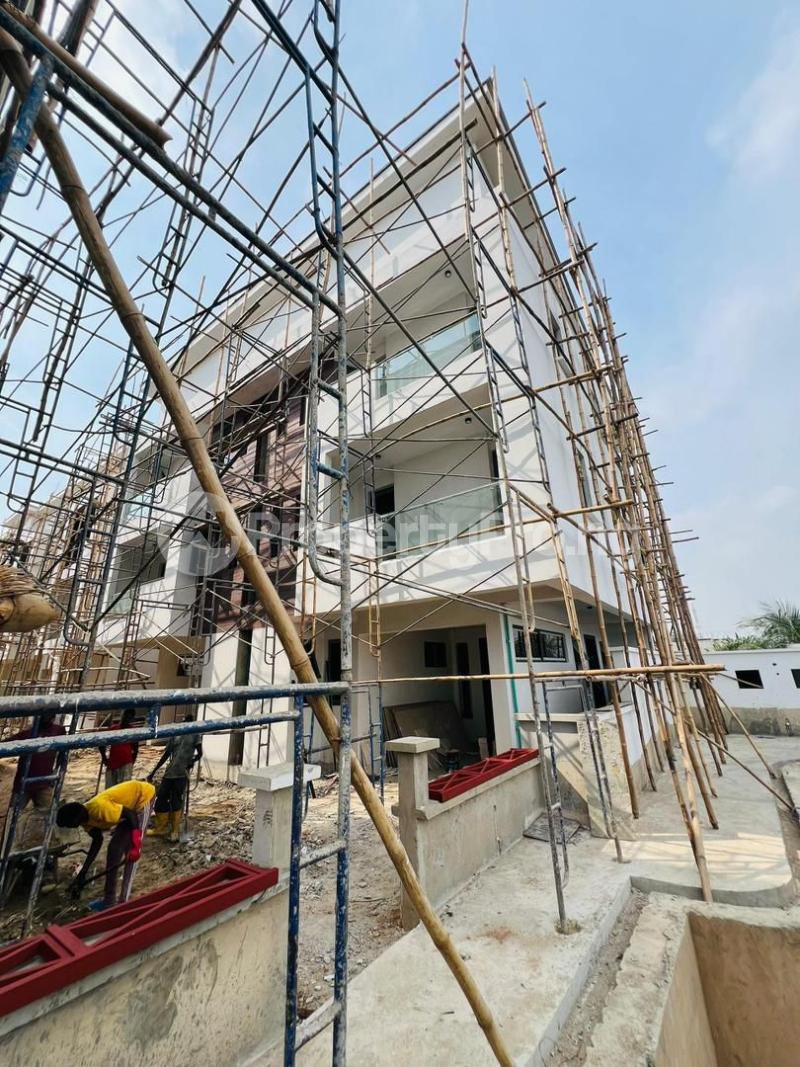 4 bedroom House for sale Ilupeju Lagos