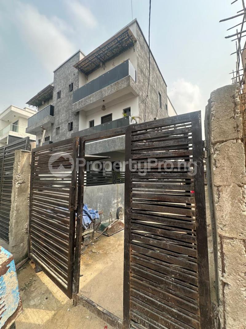 4 bedroom House for rent Millenuim/UPS Gbagada Lagos