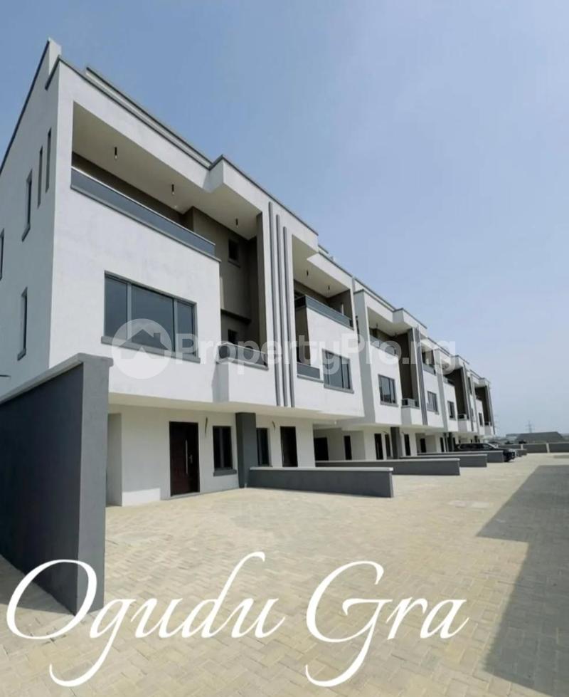 4 bedroom House for sale Ogudu GRA Ogudu Lagos