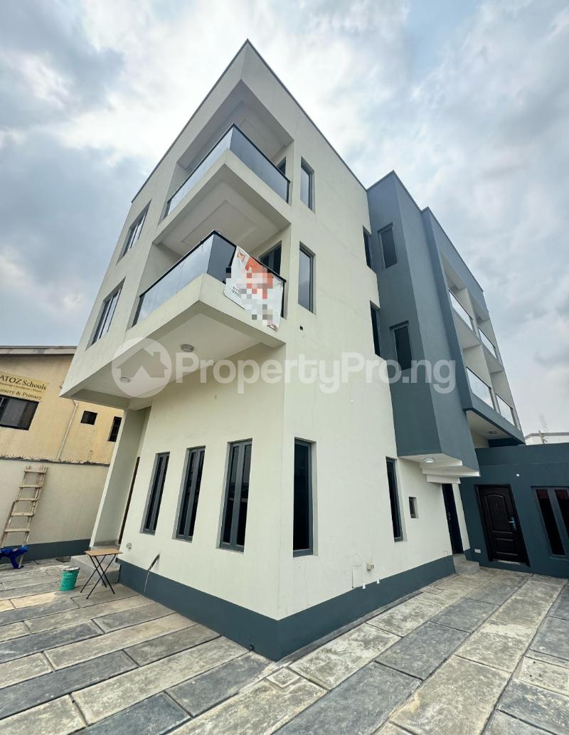 4 bedroom House for sale Maryland Lagos