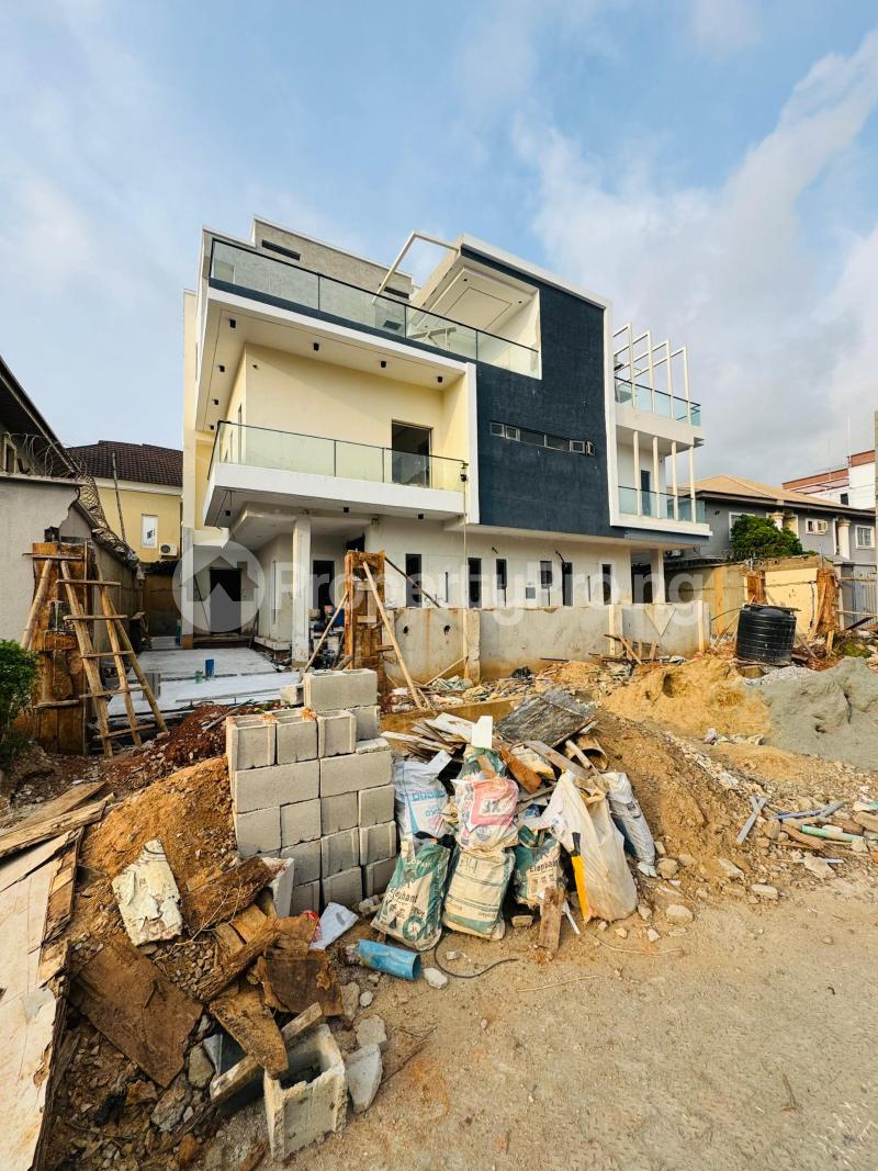 4 bedroom House for sale Magodo GRA Phase 1 Ojodu Lagos