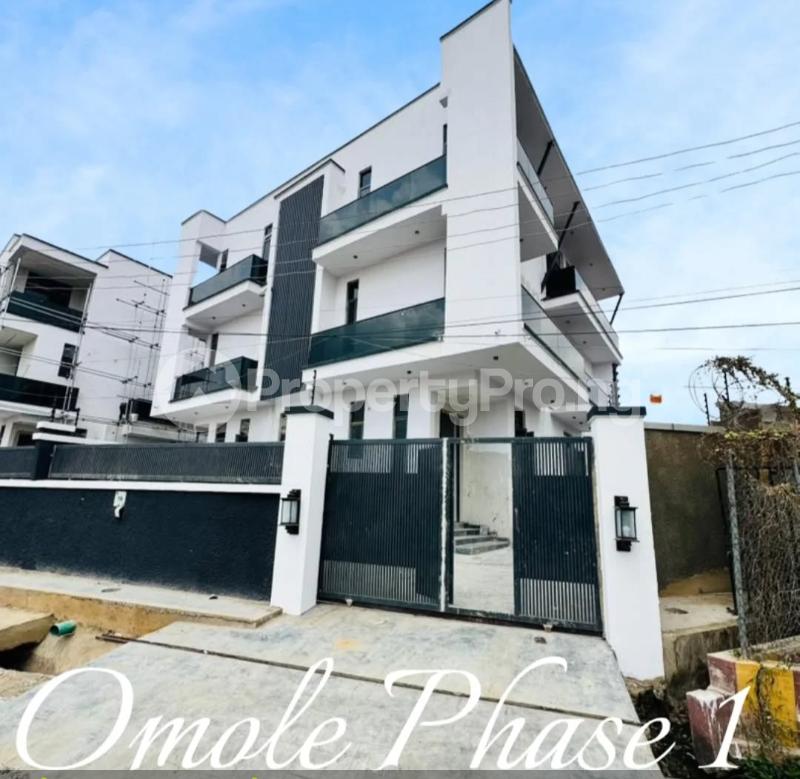 4 bedroom House for sale Omole phase 1 Ojodu Lagos