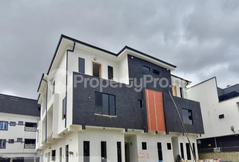 4 bedroom House for sale Millenuim/UPS Gbagada Lagos