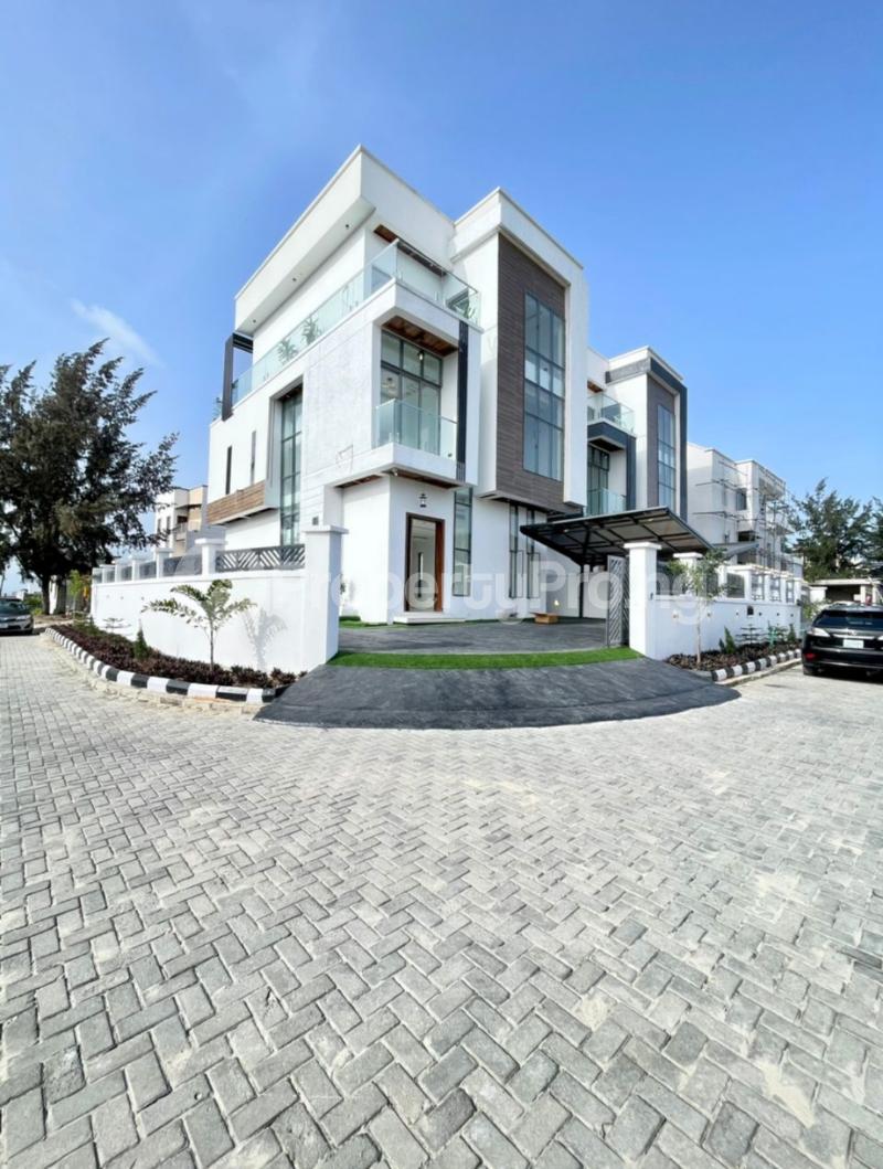 4 bedroom House for sale Osapa london Lekki Lagos