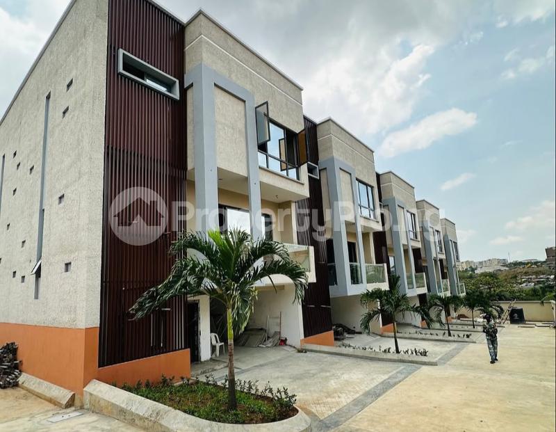4 bedroom House for sale Omole phase 1 Ojodu Lagos