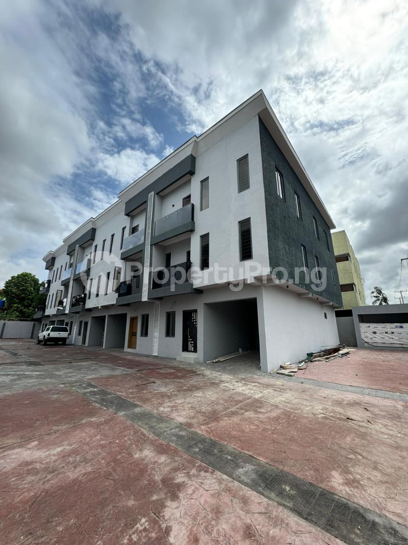 4 bedroom House for sale Shonibare Estate Maryland Lagos