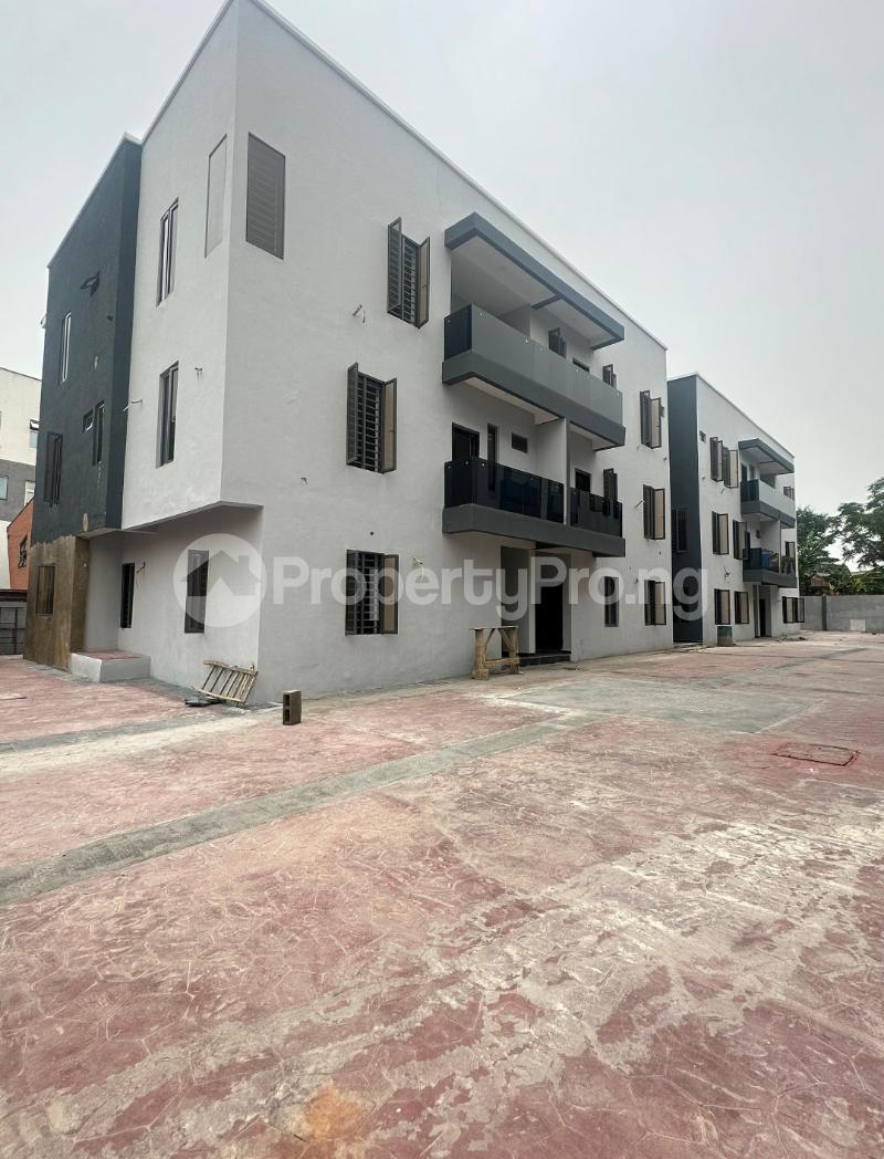 4 bedroom House for sale Shonibare Estate Maryland Lagos