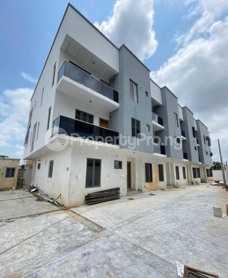 4 bedroom House for sale Surulere Lagos