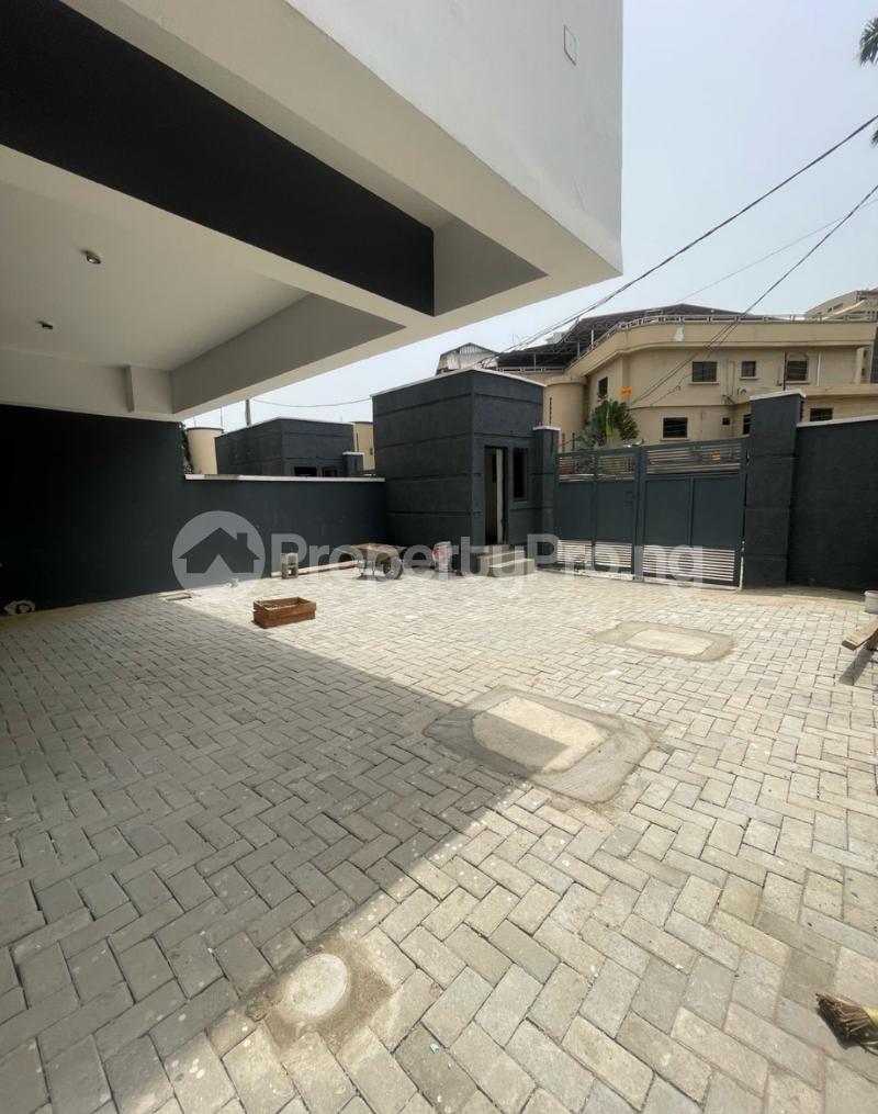 4 bedroom House for rent Victoria Island Lagos