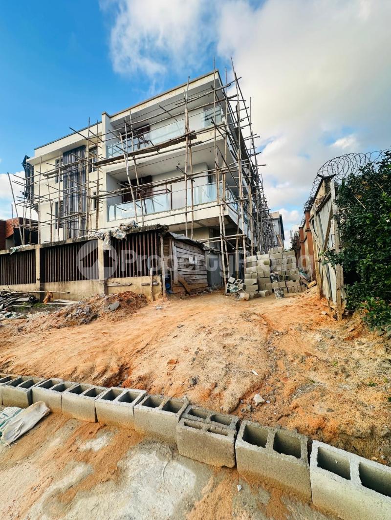 4 bedroom House for sale Ogudu GRA Ogudu Lagos