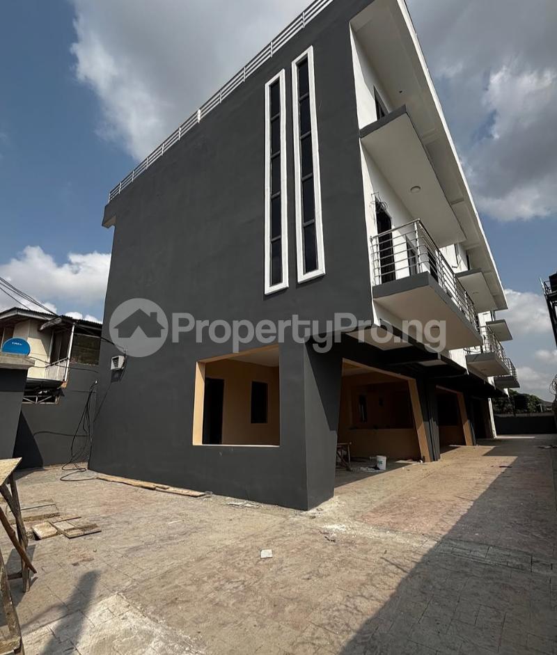 4 bedroom House for sale Anthony Village Maryland Lagos