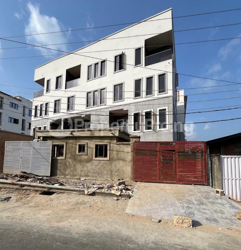 4 bedroom House for sale Mende Maryland Lagos